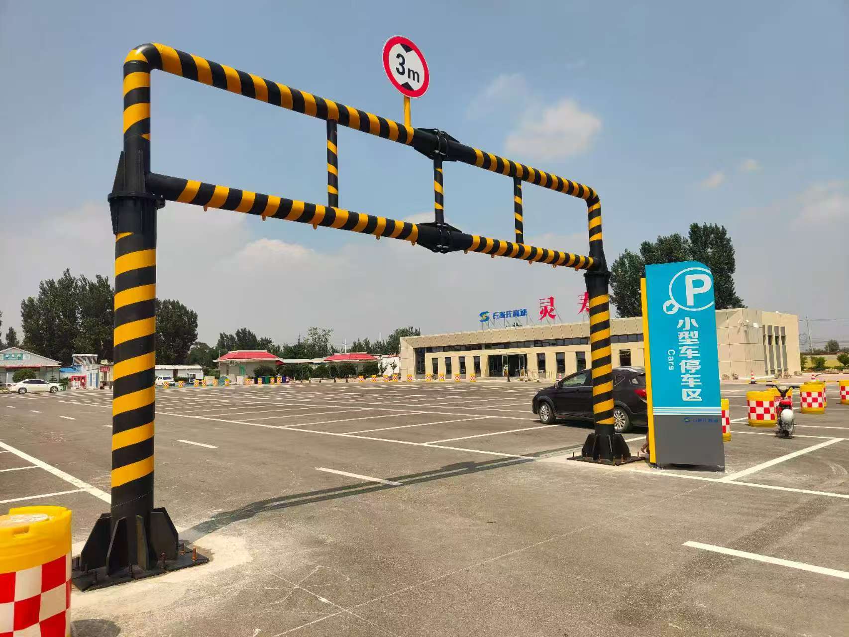 铁岭市八角杆限高架 - 厂家